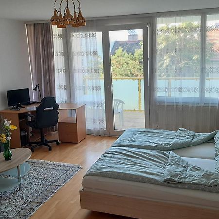 וינה Serviced Apartment With Sunny Balcony מראה חיצוני תמונה
